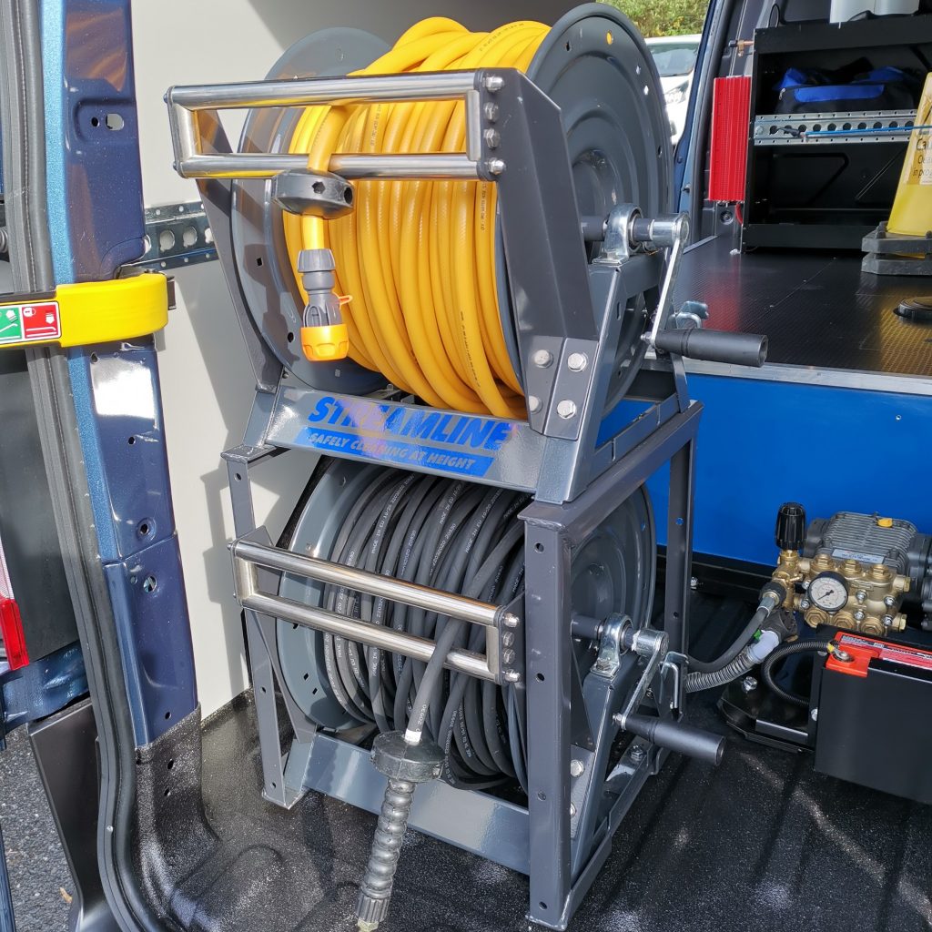 Streamline High Reach Pressure Window Cleaning Equipment