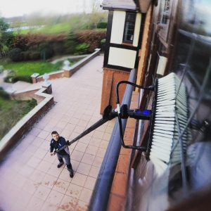 High Reach Pressure Cleaning Equipment