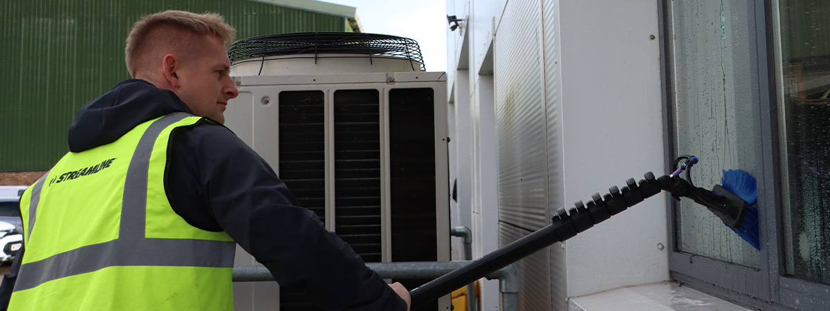 Streamline® OVA8® External window cleaning