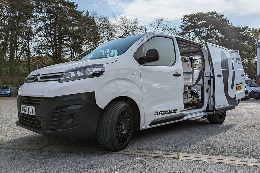Window Cleaning vehicles and Equipment Streamline Professional cleaning products