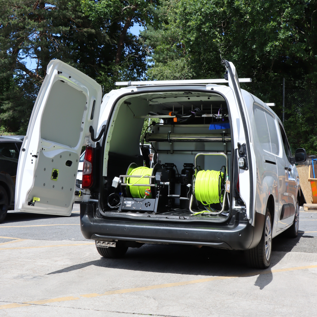 Citroen Berlingo L1H1 – Professional Window Cleaning Van